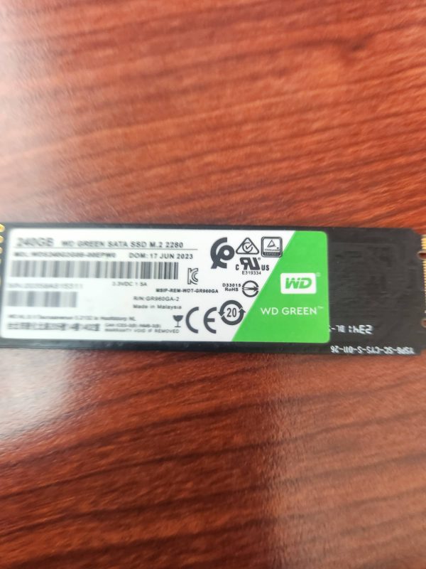 DISCO DURO M2 240GB DESARME